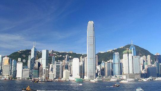 善用国家支持，施展香港所长——回归20年香港与祖国同行