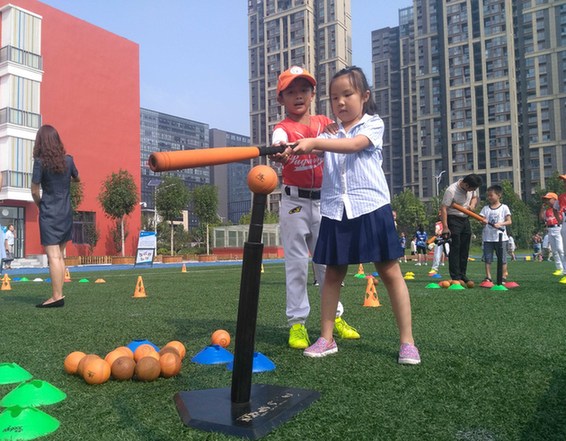 郑州市区小学入学报名 便民举措让流程高效便捷