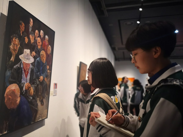 郑州市第106中学美术教师作品展在河南美术馆举办